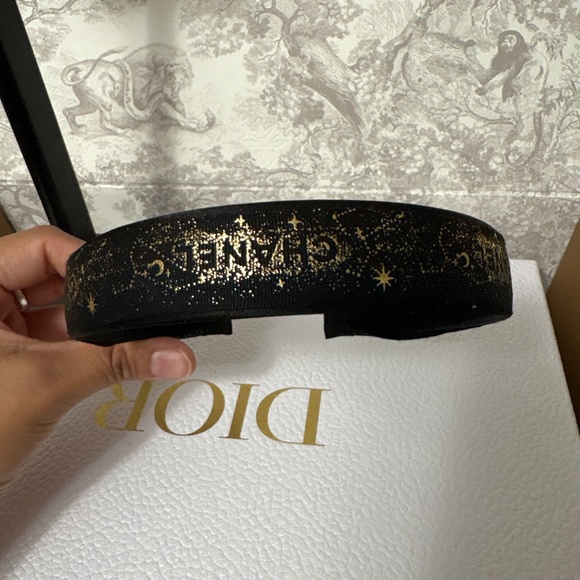 Chanel Ribbon Headband - Picture 6 of 6